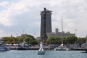 Barcelona y sus aguas, enclave ideal para tus planes del verano