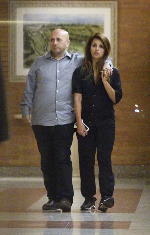 Penélope Cruz y Mónica, rotas de dolor tras la repentina muerte de su padre