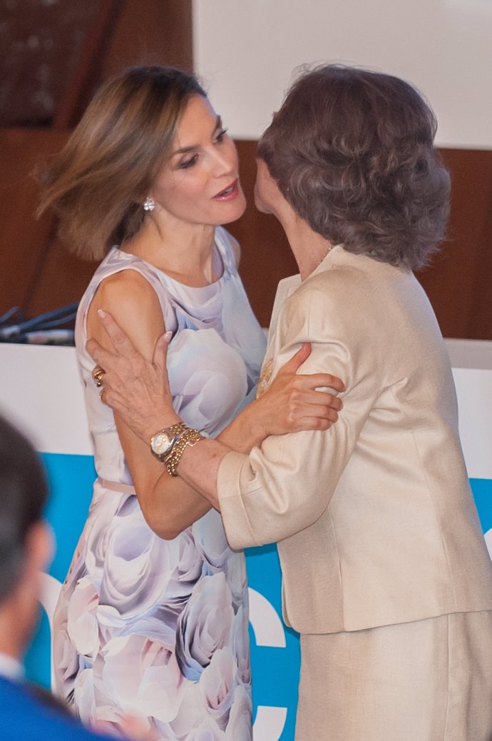 reina letizia y reina sofia