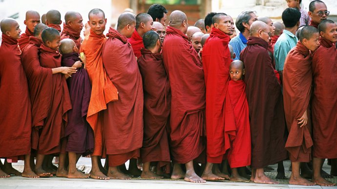 Monjes de Myanmar