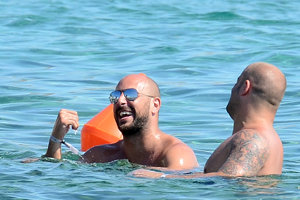 Pepe Reina disfruta de Ibiza antes de su nueva etapa como portero del Nápoles