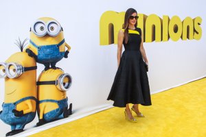 Cálzate los zapatos 'Minion' de Sandra Bullock