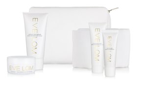 Kit de Viaje Travel Essentials de Eve Lom 110 €