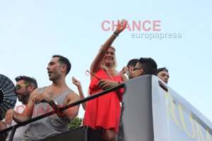 CHANCE se cuela en el Orgullo Gay 2015: desfile de famosos