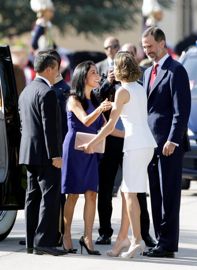 Los Reyes de España reciben al presidente de Perú y su esposa