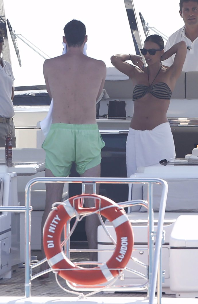 Rudy Fernandez y Helen Lindes tras un baño