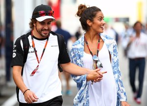 Lara Álvarez la fan número 1 de su piloto favorito, Fernando Alonso
