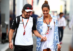 Lara Álvarez la fan número 1 de su piloto favorito, Fernando Alonso