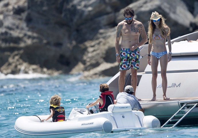 Borja Thyssen con familiares y amigos