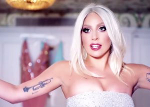 Lady Gaga y Shiseido reinventan el concepto de belleza