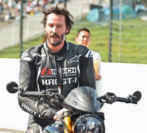 Keanu Reeves afición al motociclismo