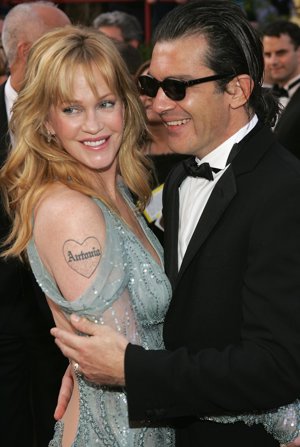 Los años felices del matrimonio en el que Melanie lucía su tatuaje con Antonio Banderas