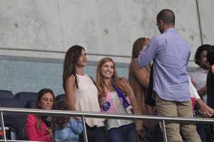 Sara Carbonero causa sensación en Oporto: ¡Quiero una foto contigo!