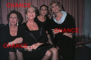 Lina Morgan rodeada siempre de buenos amigos como por ejemplo Lolita Flores o Norma Duval