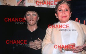 Junto a su figura de cera en el Museo de Cera de Madrid