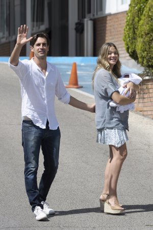 Patricia Montero y Álex Adróver presentan a Lis