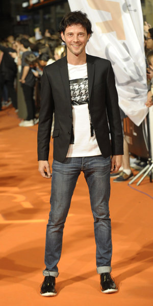 También fue el estreno de 'Apaches', la ambiciosa nueva serie de Antena 3