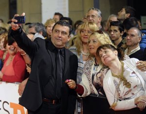 También fue el estreno de 'Apaches', la ambiciosa nueva serie de Antena 3