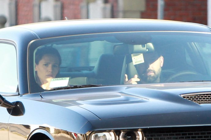 ben affleck con jennifer garner en el coche mientras van a terapia de pareja