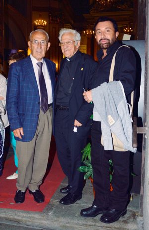 Último y emotivo adiós a Lina Morgan al son de 'Gracias por venir'