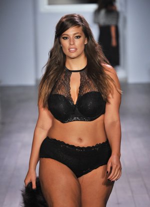 Ashley Graham, la modelo de tallas grandes que apuesta con su propia colección de lencería