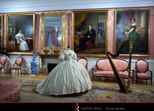 Los trajes del S. XIX del Real en el Museo del Romanticismo