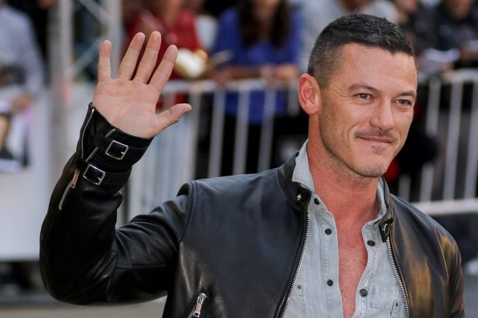 LUKE EVANS