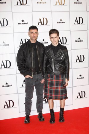 Los looks de Pelayo Díaz... ¿En los que se ha inspirado Jesús Reyes?