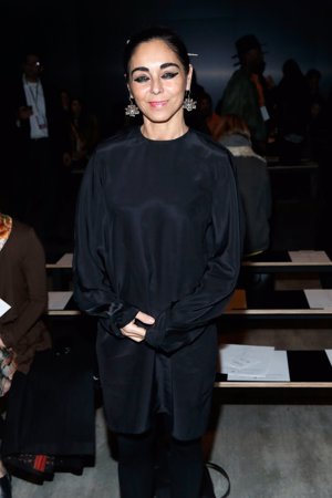 la artista visual Shrin Nesha