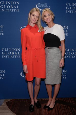 Corinna con Natalia Vodianova en la comida de la Official First Ladies