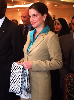 Rania de Jordania en el año 2000