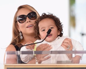 Los hijos de Mariah Carey también quisieron participar en el discurso