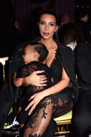 North West en el front row de la Semana de la Moda de París