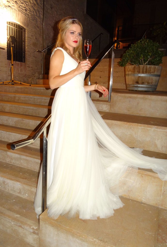 Carla Nieto vestida de novia