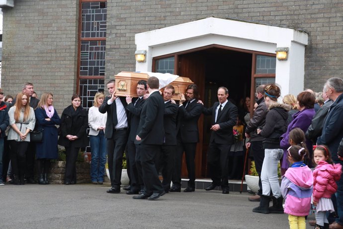 Funeral de Cathriona White