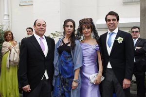 La imagen familiar por parte del novio