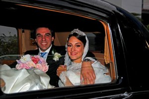 Los novios radiantes de felicidad tras darse el 'sí quiero'