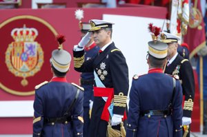 Día de la Hispanidad: Letizia y Leonor apuestan por el 'azul Borbón'