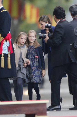 Día de la Hispanidad: Letizia y Leonor apuestan por el 'azul Borbón'