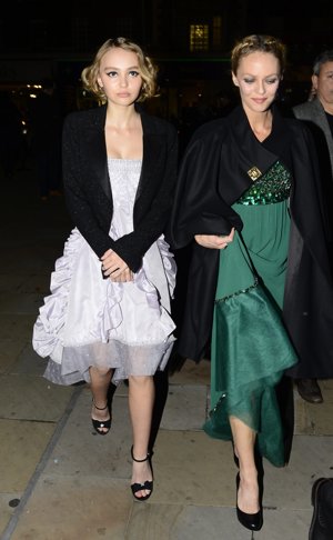 Vanessa Paradis y Lily Rose Deep en el evento de Mademoiselle Privé