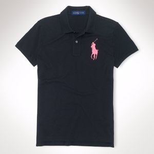 Ralph Lauren lanza a la venta los productos Pink Pony en España que donaran el 25 de los beneficios a la Asociación Española contra el Cáncer AECC.