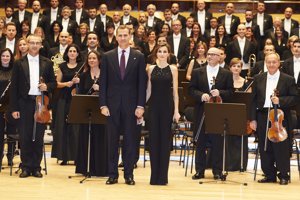 Los reyes en al Auditorio Príncipe Felipe para presidir junto al Rey al XXIV Concierto Premios Princesa de Asturias