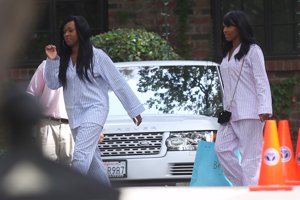 Kim Kardashian y su baby shower: Las Kardashians del pijama de rayas