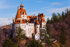 El Castillo de Bran, la fortaleza medieval en la que se inspiró el escritor irlandés Bram Stoker