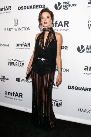 Alessandra Ambrosio en la Gala AmfAR