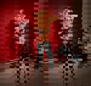 Rita Ora de lo más explosiva para Tezenis