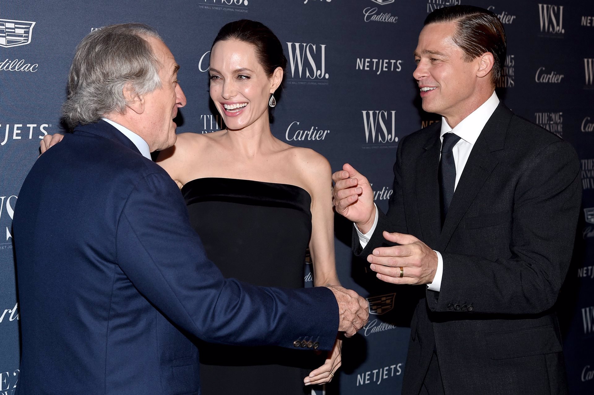 Robert de Niro saluda a Angelina Jolie y a Brad Pitt