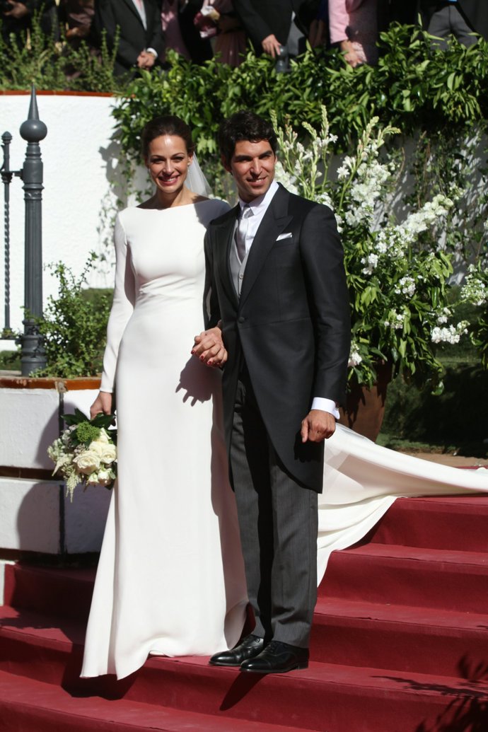 eva gonzalez y cayetano rivera en el día de su boda 