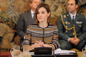 La Reina Letizia y su nueva moda: el uso de las chaquetas étnicas