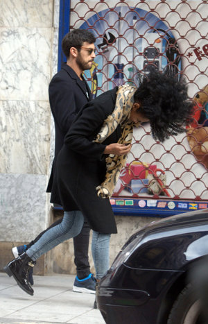 Mario Casas y Berta Vázquez, como dos adolescentes enamorados